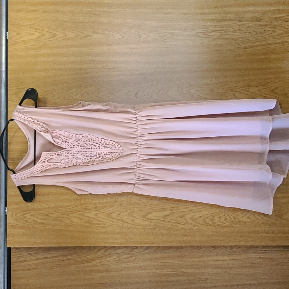 Women's dress Cream/ light pink